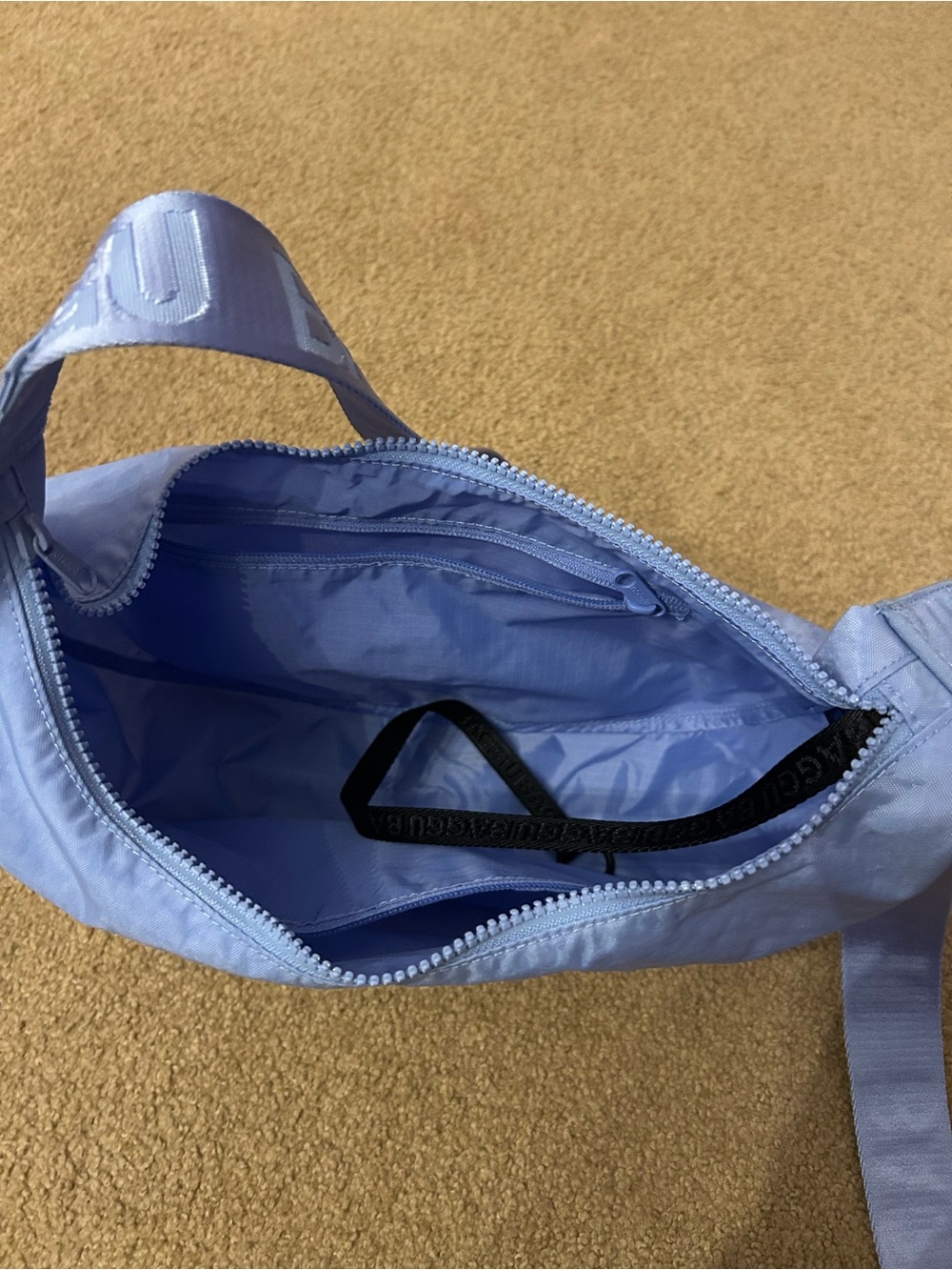 nwot baggu medium crescent - french blue - Picture 4 of 4